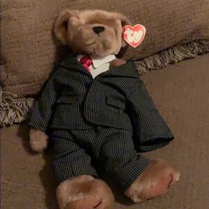 TY “William” dress for success